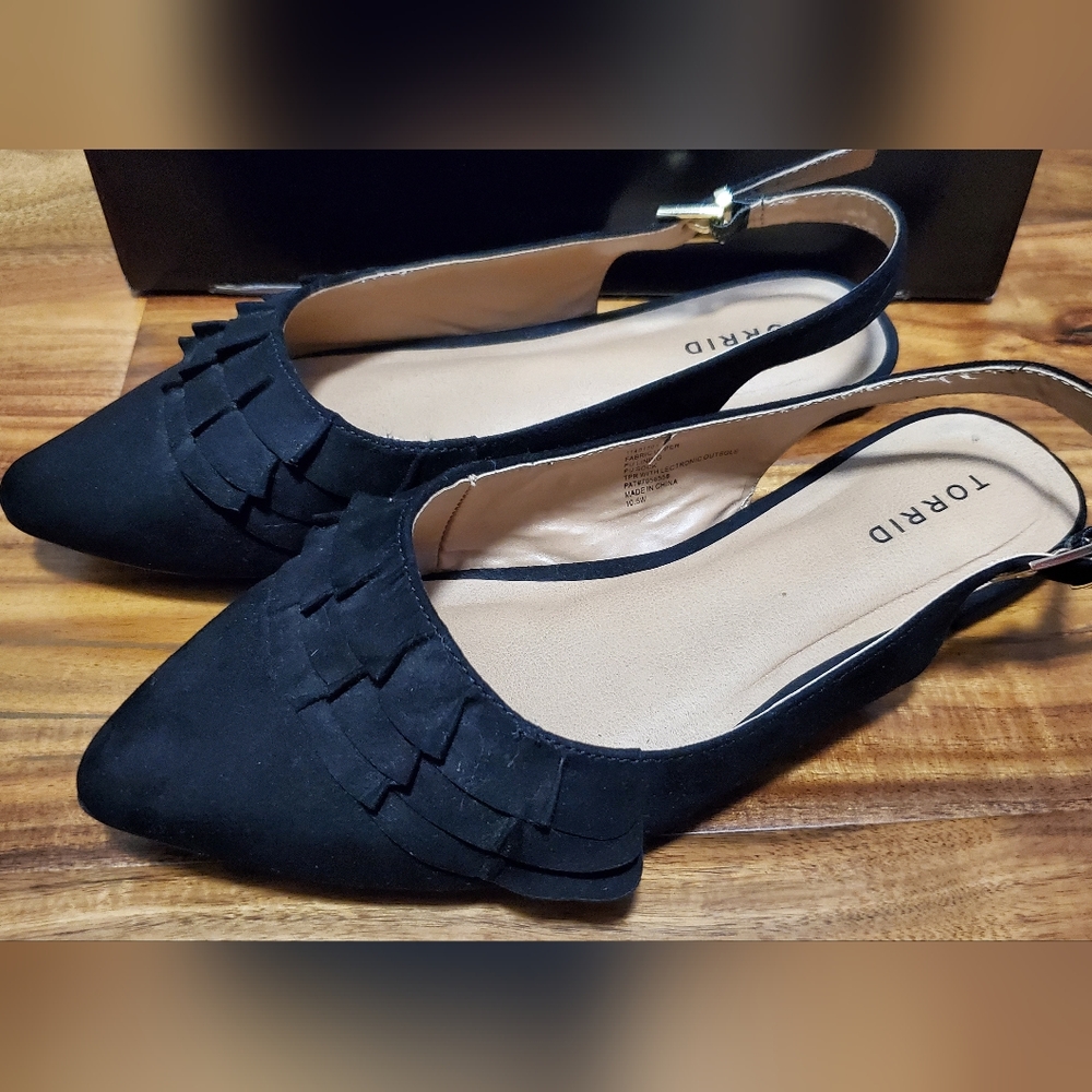 Torrid 10.5W Black Suede Slingback Flats